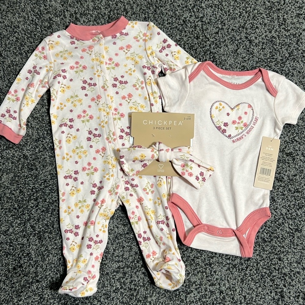 Chick Pea Baby Girl Floral Outfit 3 PC Size 3-6 Months NWT
